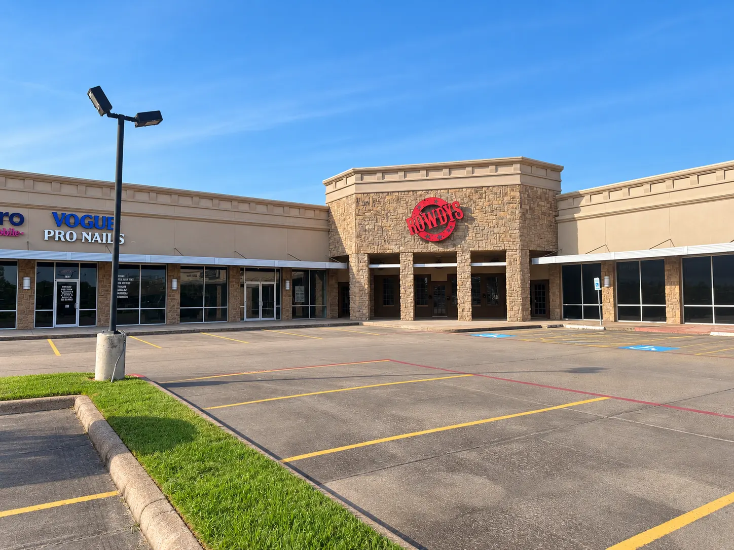 JKZ Challenger Plaza — photo 1