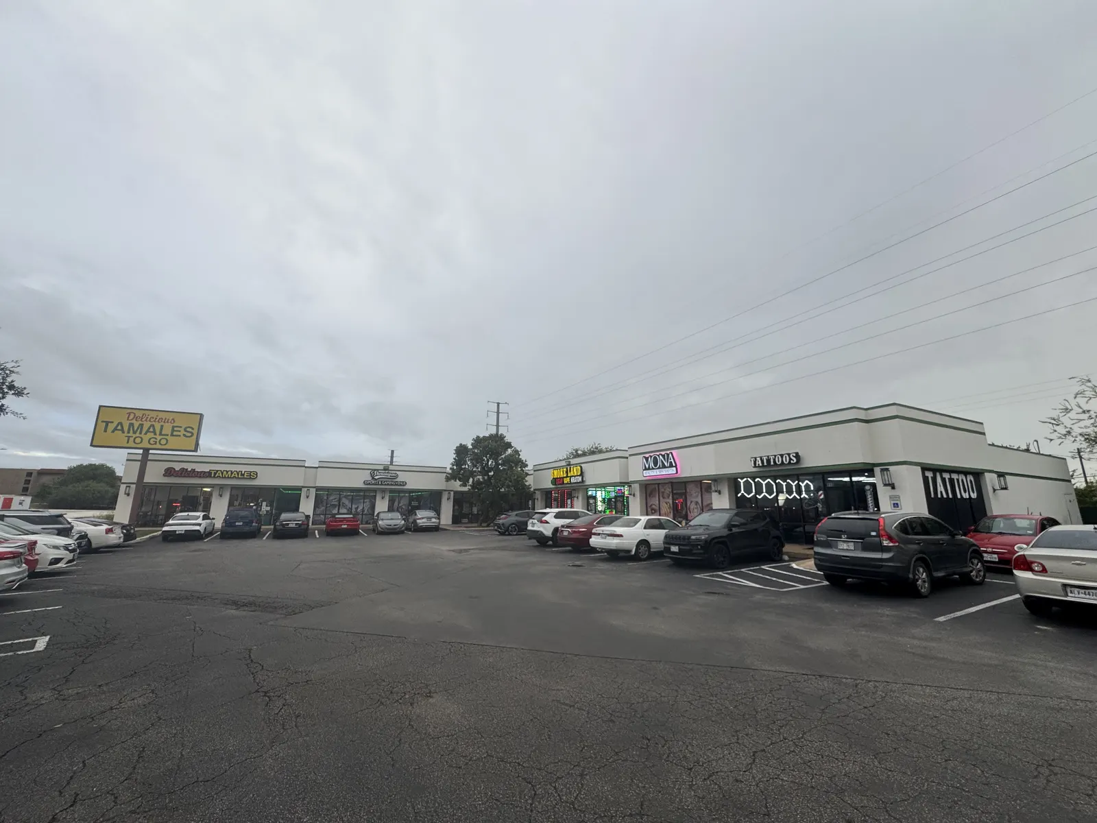 Timberhill Village Shopping Center — photo 1